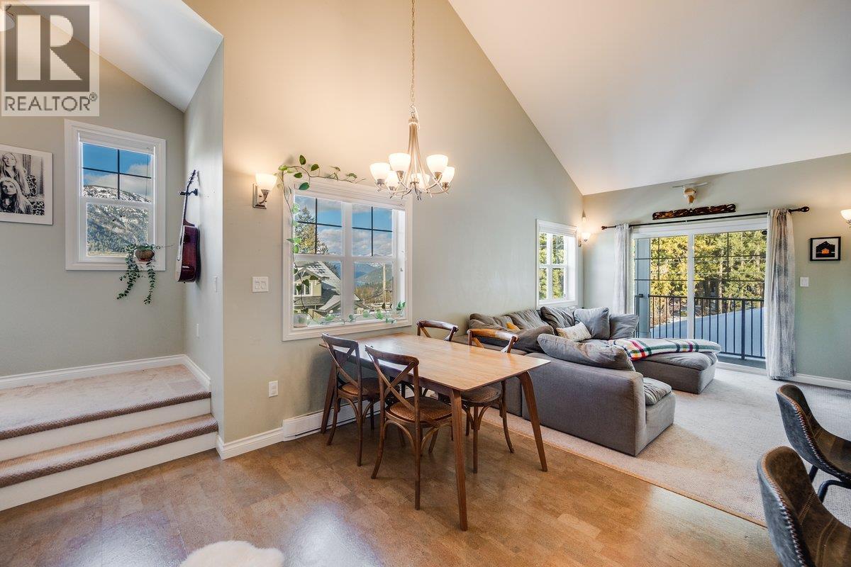 1702 Choquette Avenue Unit# 401, Nelson, British Columbia  V1L 5V1 - Photo 1 - 10377166