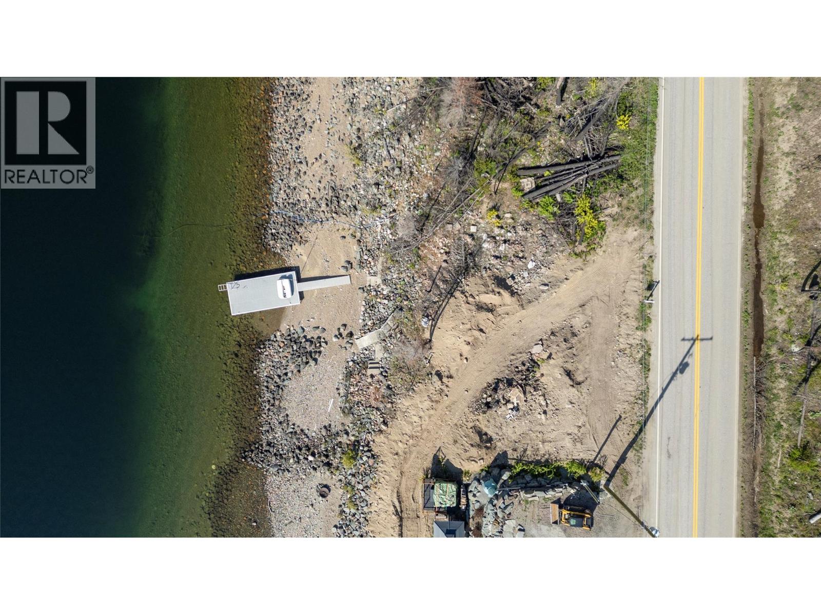 5046 Squilax-Anglemont Road, Celista, British Columbia  V0E 1M6 - Photo 11 - 10377254