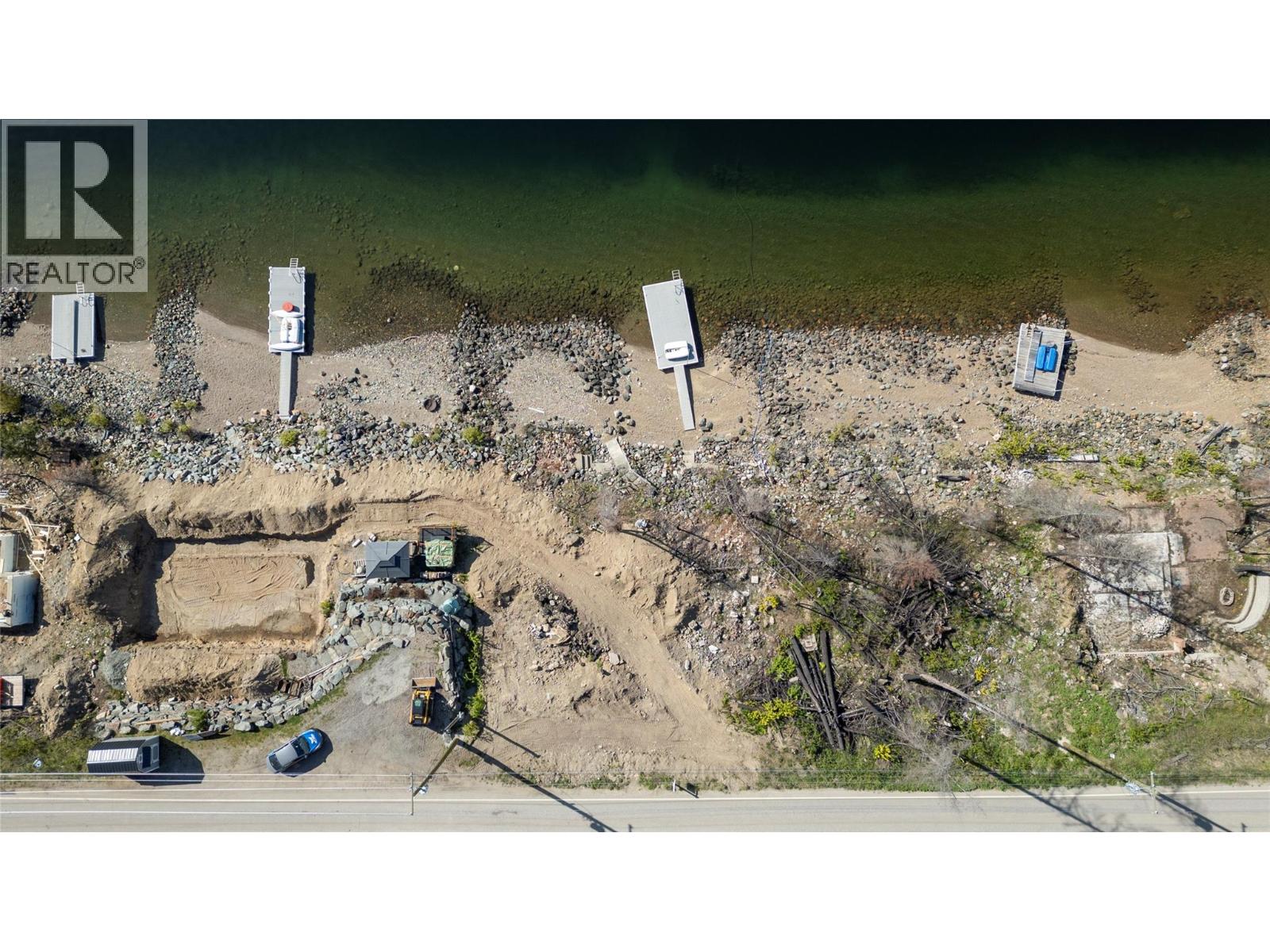 5046 Squilax-Anglemont Road, Celista, British Columbia  V0E 1M6 - Photo 12 - 10377254