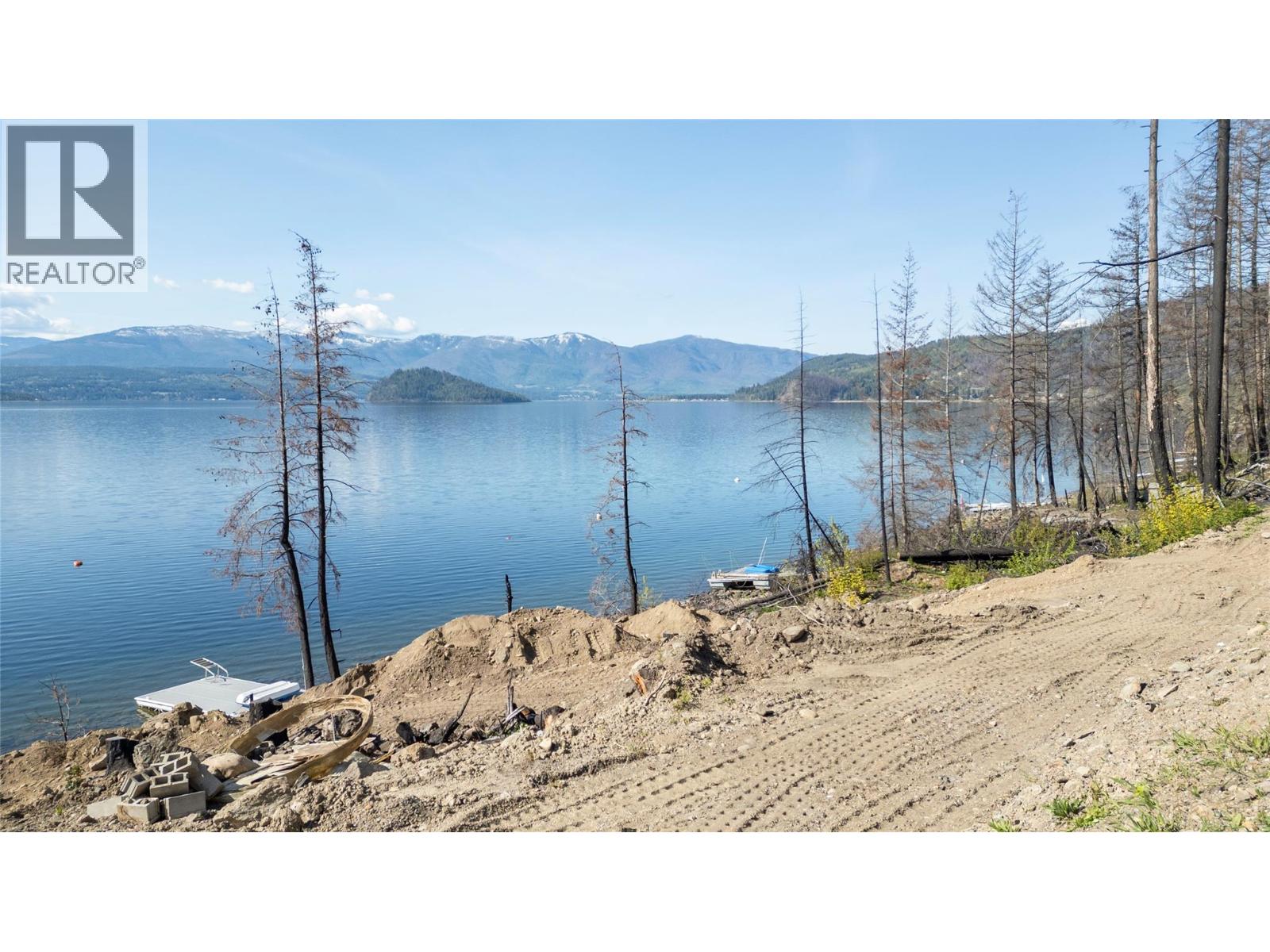 5046 Squilax-Anglemont Road, Celista, British Columbia  V0E 1M6 - Photo 8 - 10377254