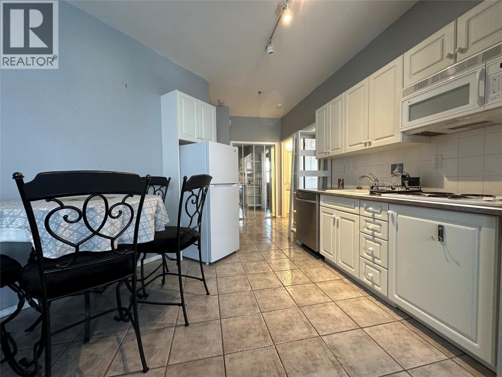 5052 Riverview Road Unit# 2006b, Fairmont Hot Springs, British Columbia  V0B 1L1 - Photo 4 - 10377223