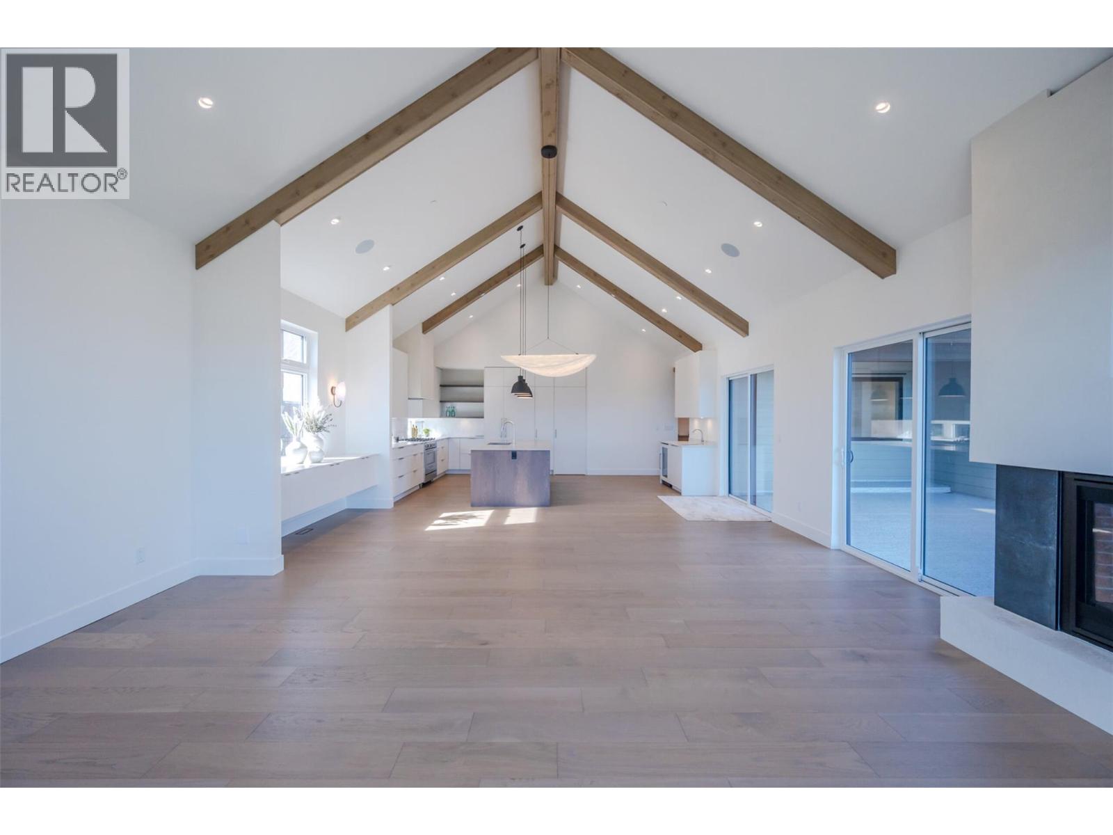 17579 Sanborn Street, Summerland, British Columbia  V0H 1Z3 - Photo 12 - 10377198