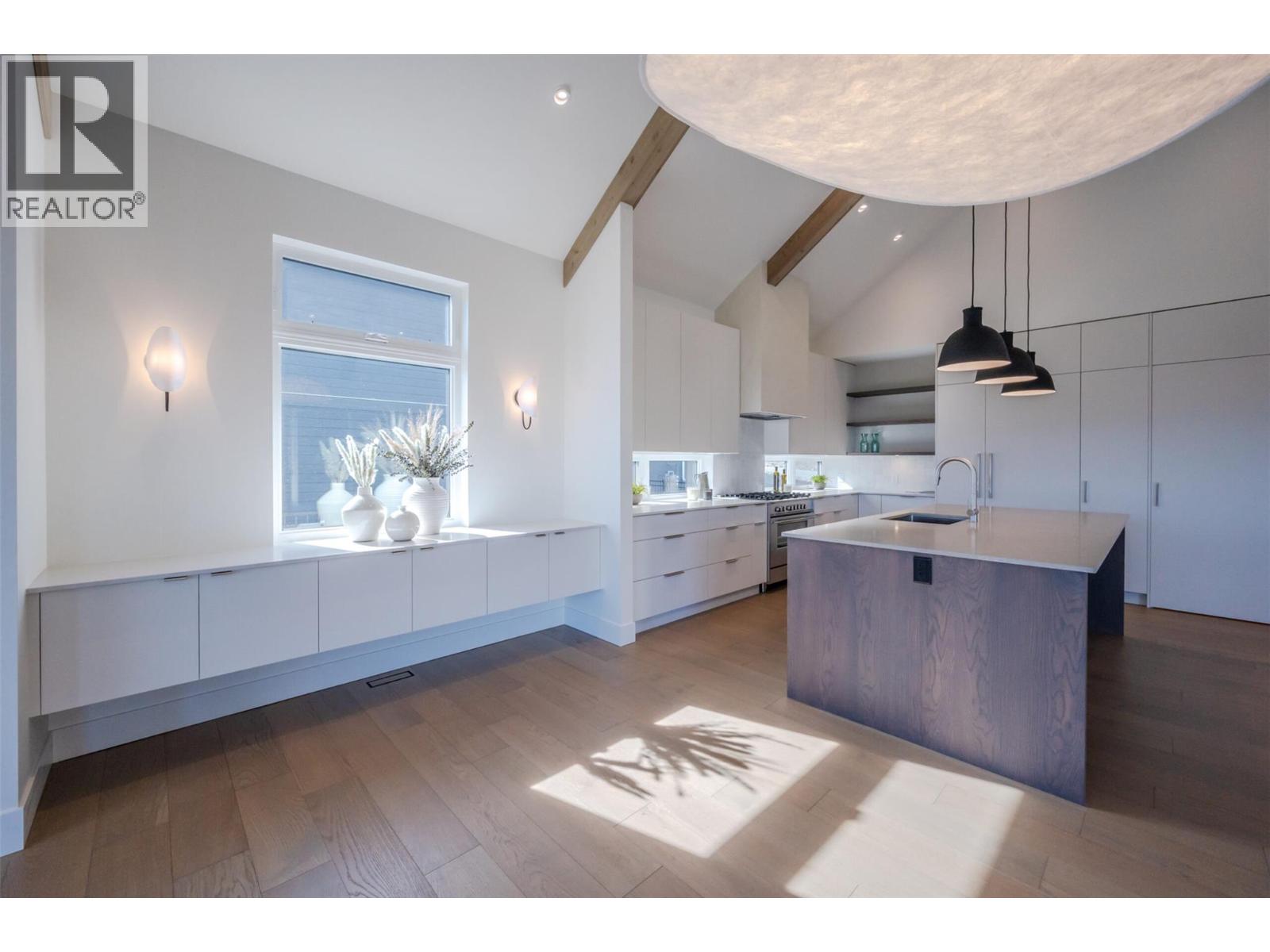 17579 Sanborn Street, Summerland, British Columbia  V0H 1Z3 - Photo 15 - 10377198