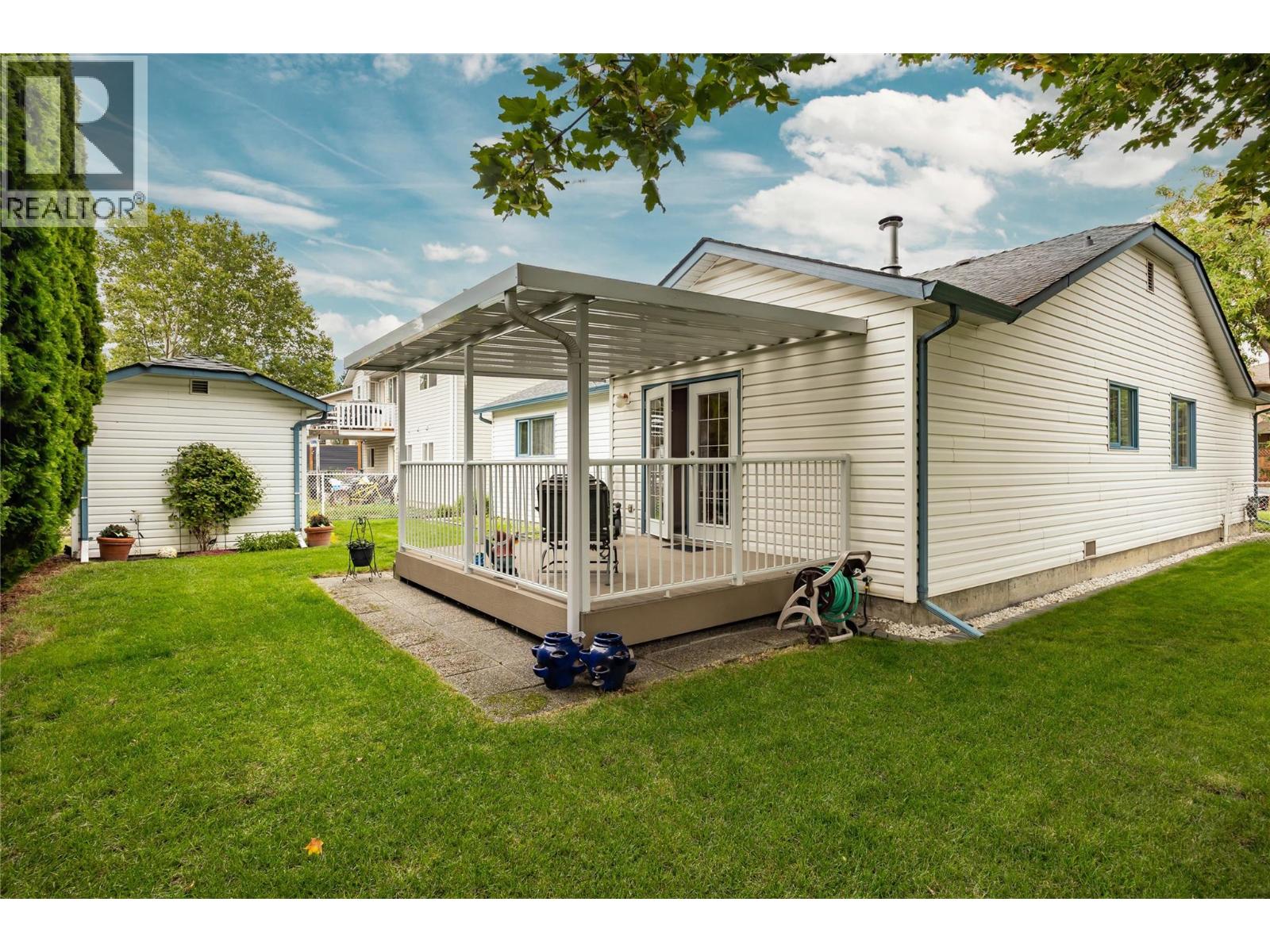 438 Parfitt Court, Kelowna, British Columbia  V1X 7M9 - Photo 40 - 10376549