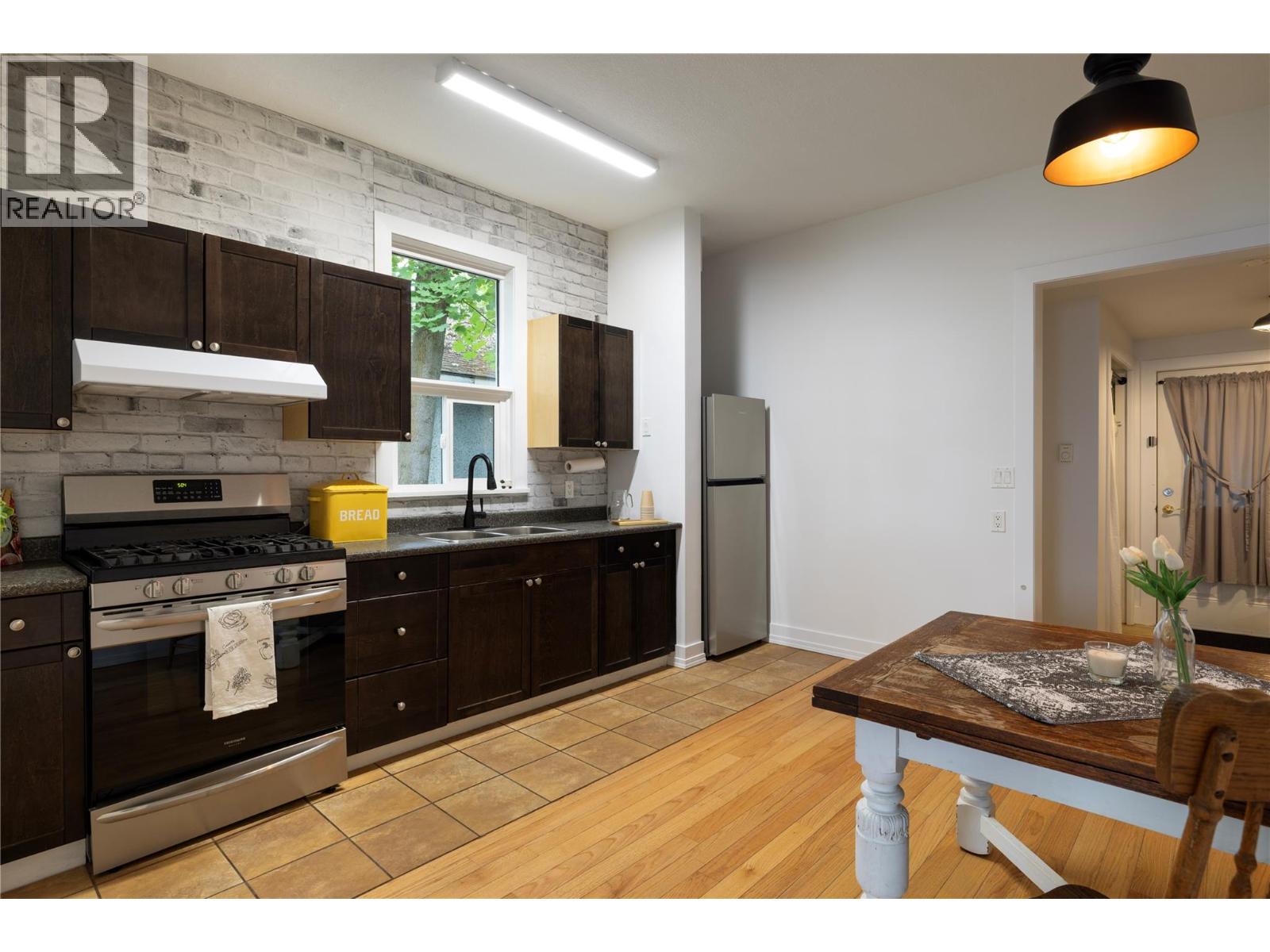 3408 34 Avenue, Vernon, British Columbia  V1T 2P9 - Photo 8 - 10377263