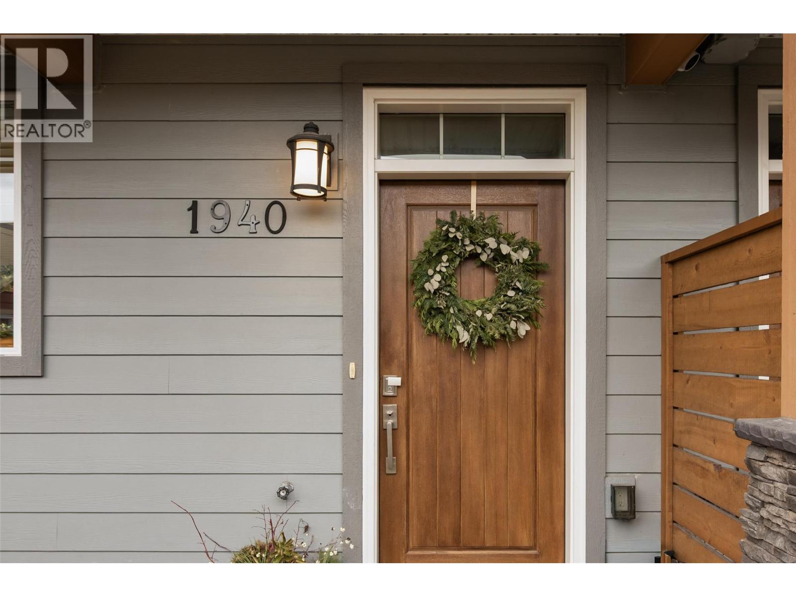 1940 Ethel Street, Kelowna, British Columbia  V1Y 2Z5 - Photo 3 - 10377266