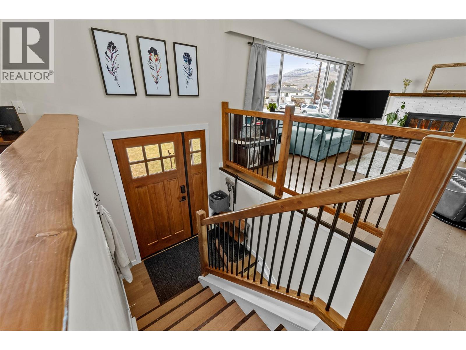 821 Puhallo Drive, Kamloops, British Columbia  V2B 6P8 - Photo 10 - 10376384