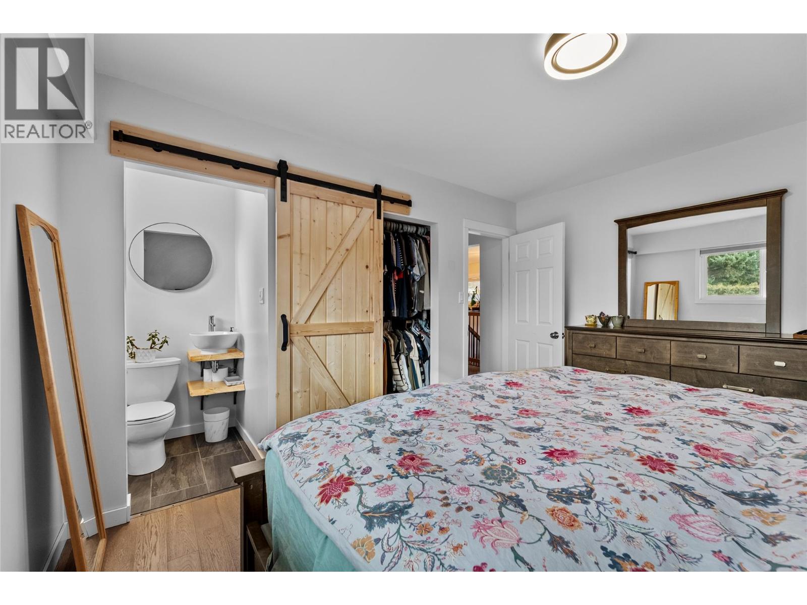 821 Puhallo Drive, Kamloops, British Columbia  V2B 6P8 - Photo 22 - 10376384