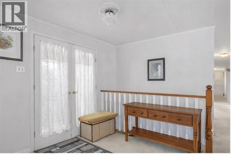 957 Newton Street, Kamloops, British Columbia  V2B 5J3 - Photo 3 - 10377201