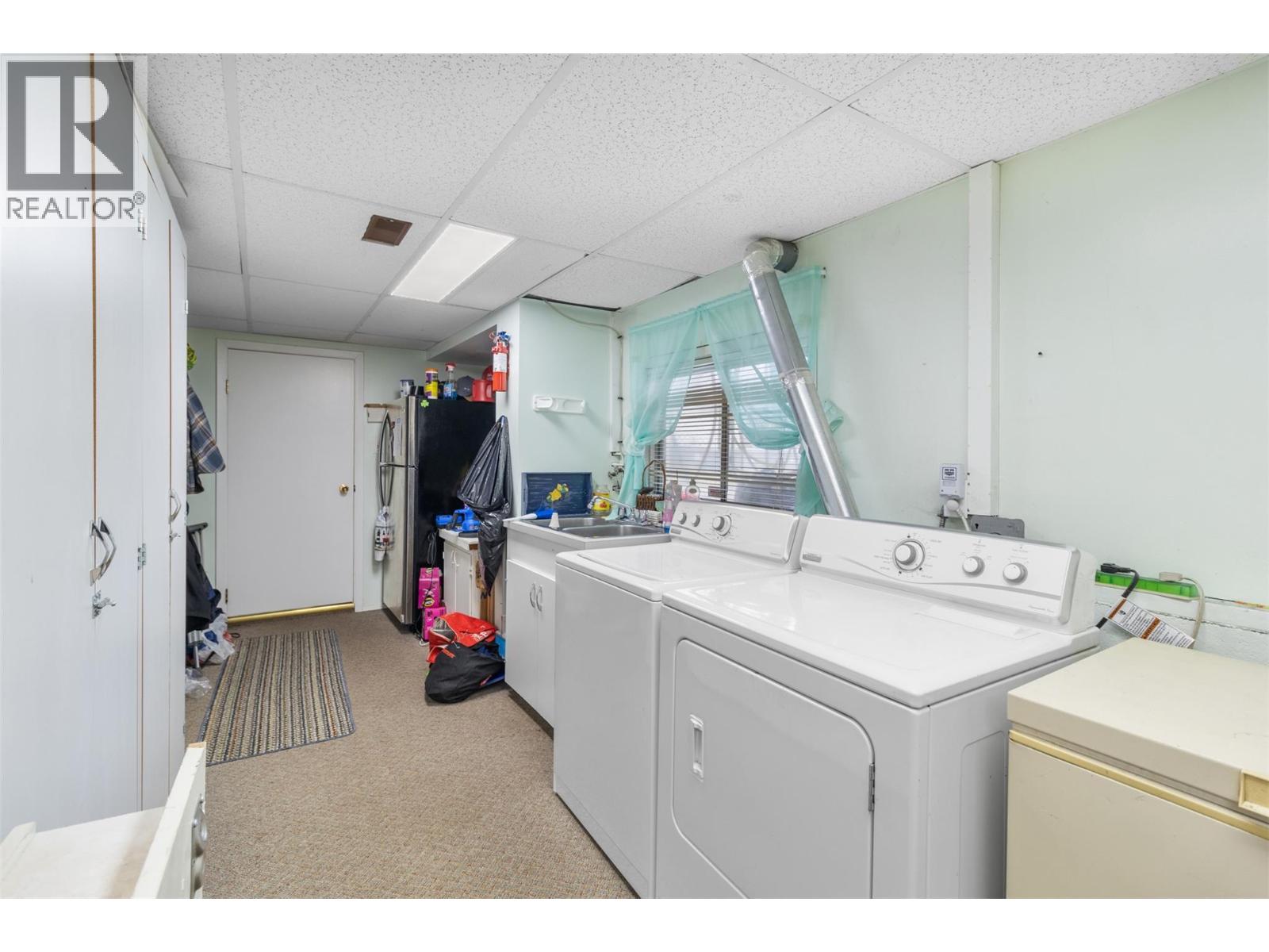 957 Newton Street, Kamloops, British Columbia  V2B 5J3 - Photo 8 - 10377201