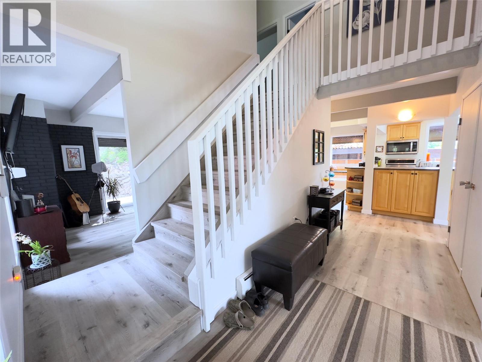 2428 Blind Bay Road, Blind Bay, British Columbia  V0E 1H2 - Photo 14 - 10376961