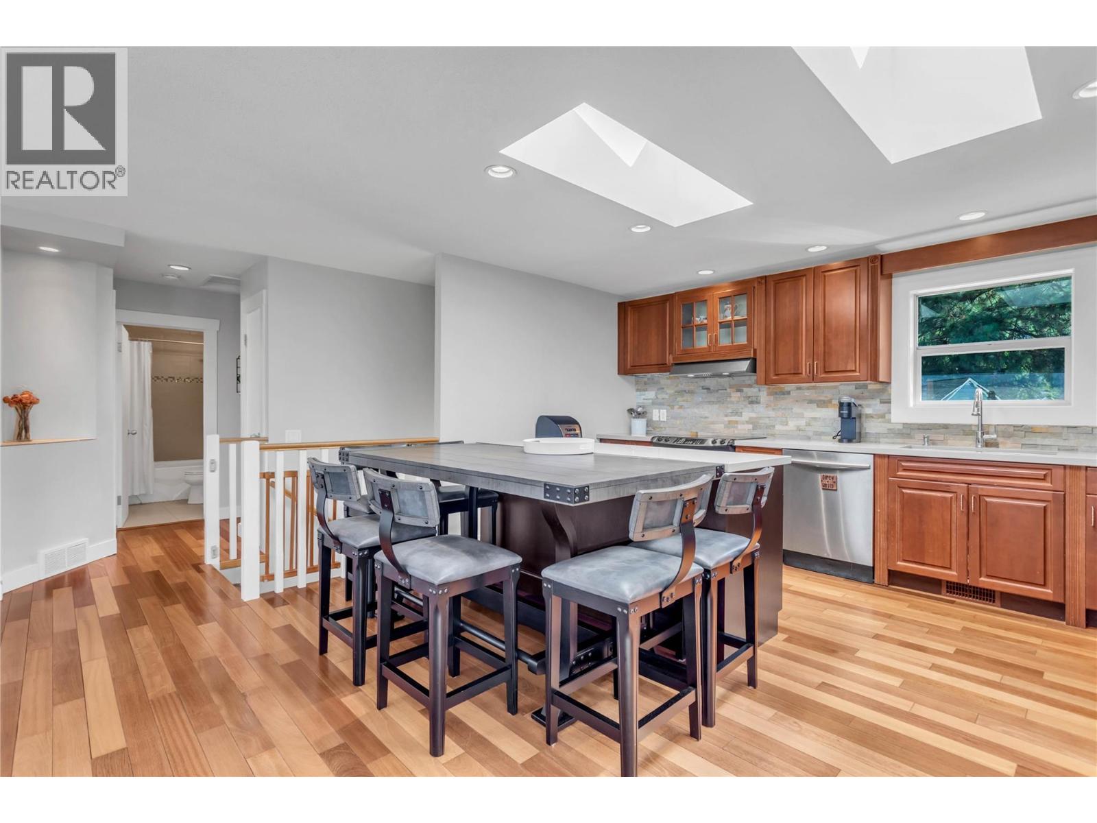 16621 Maki Road, Lake Country, British Columbia  V4V 1C2 - Photo 9 - 10377276