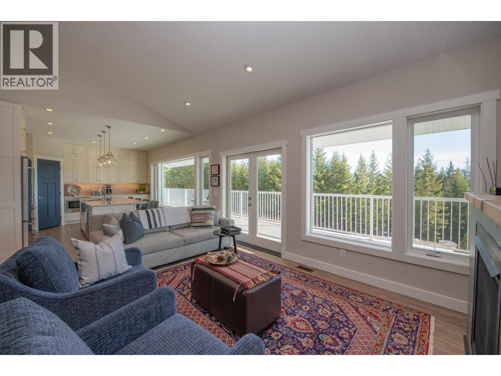 6137 Line 17 Road, Magna Bay, British Columbia  V0E 1M7 - Photo 13 - 10376766