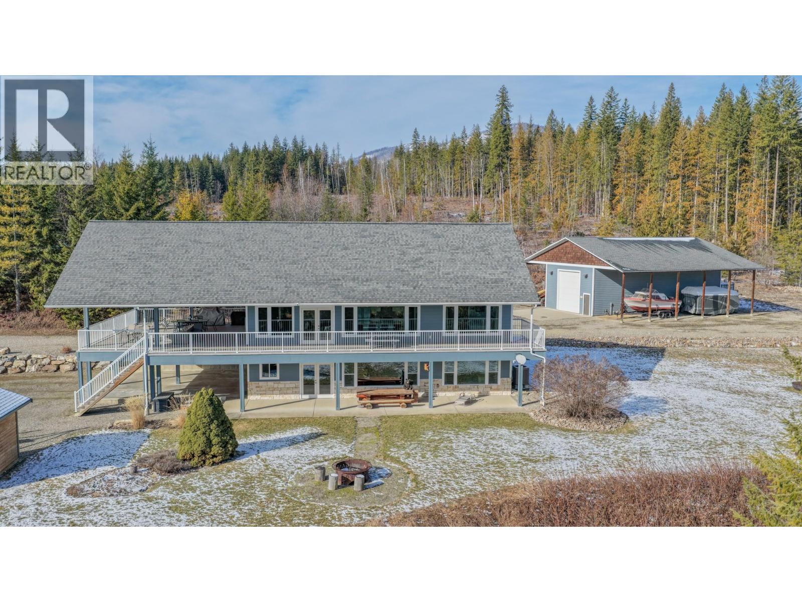 6137 Line 17 Road, Magna Bay, British Columbia  V0E 1M7 - Photo 2 - 10376766