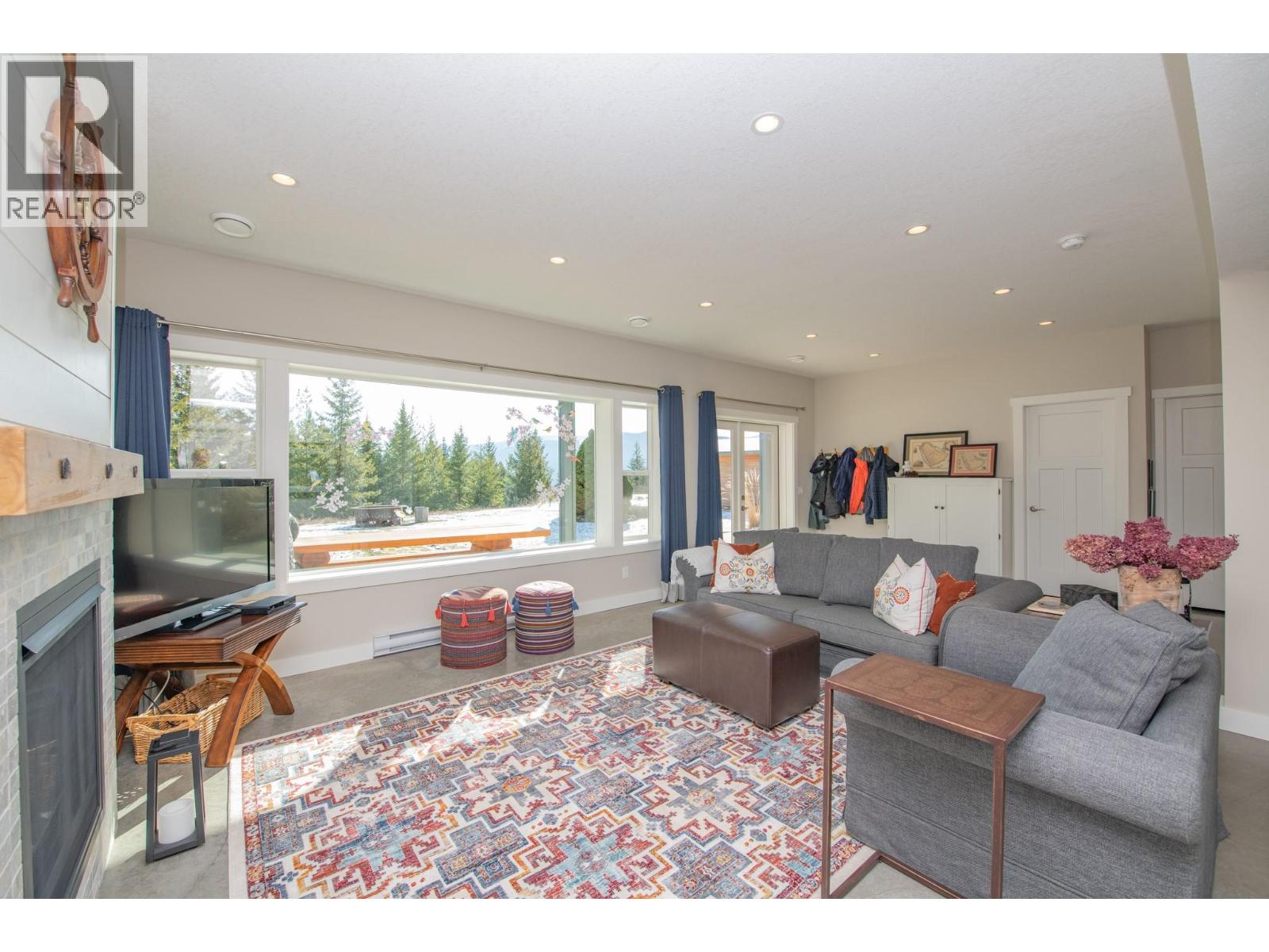 6137 Line 17 Road, Magna Bay, British Columbia  V0E 1M7 - Photo 34 - 10376766