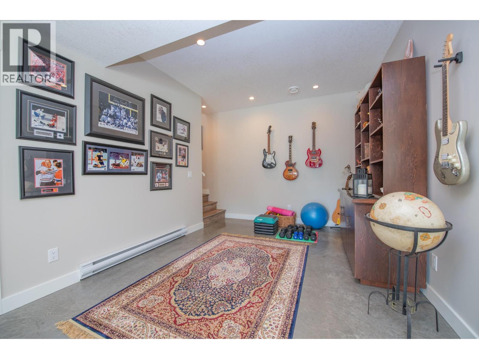 6137 Line 17 Road, Magna Bay, British Columbia  V0E 1M7 - Photo 36 - 10376766