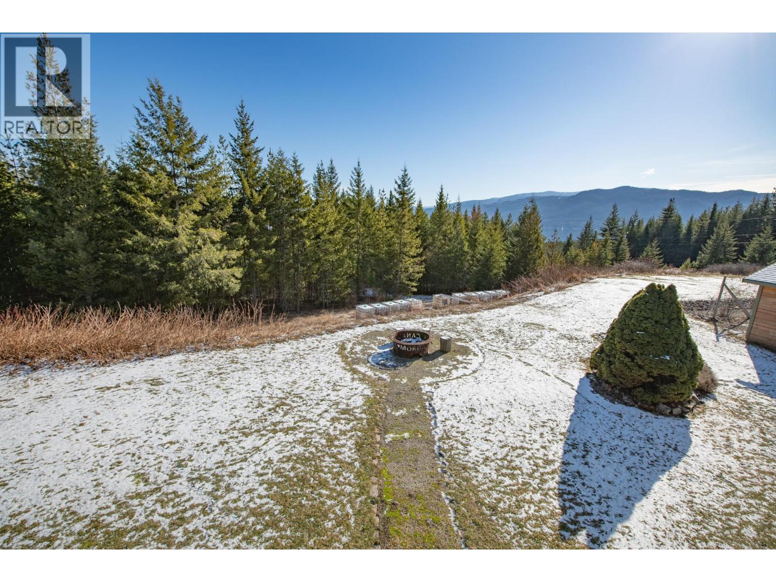 6137 Line 17 Road, Magna Bay, British Columbia  V0E 1M7 - Photo 49 - 10376766