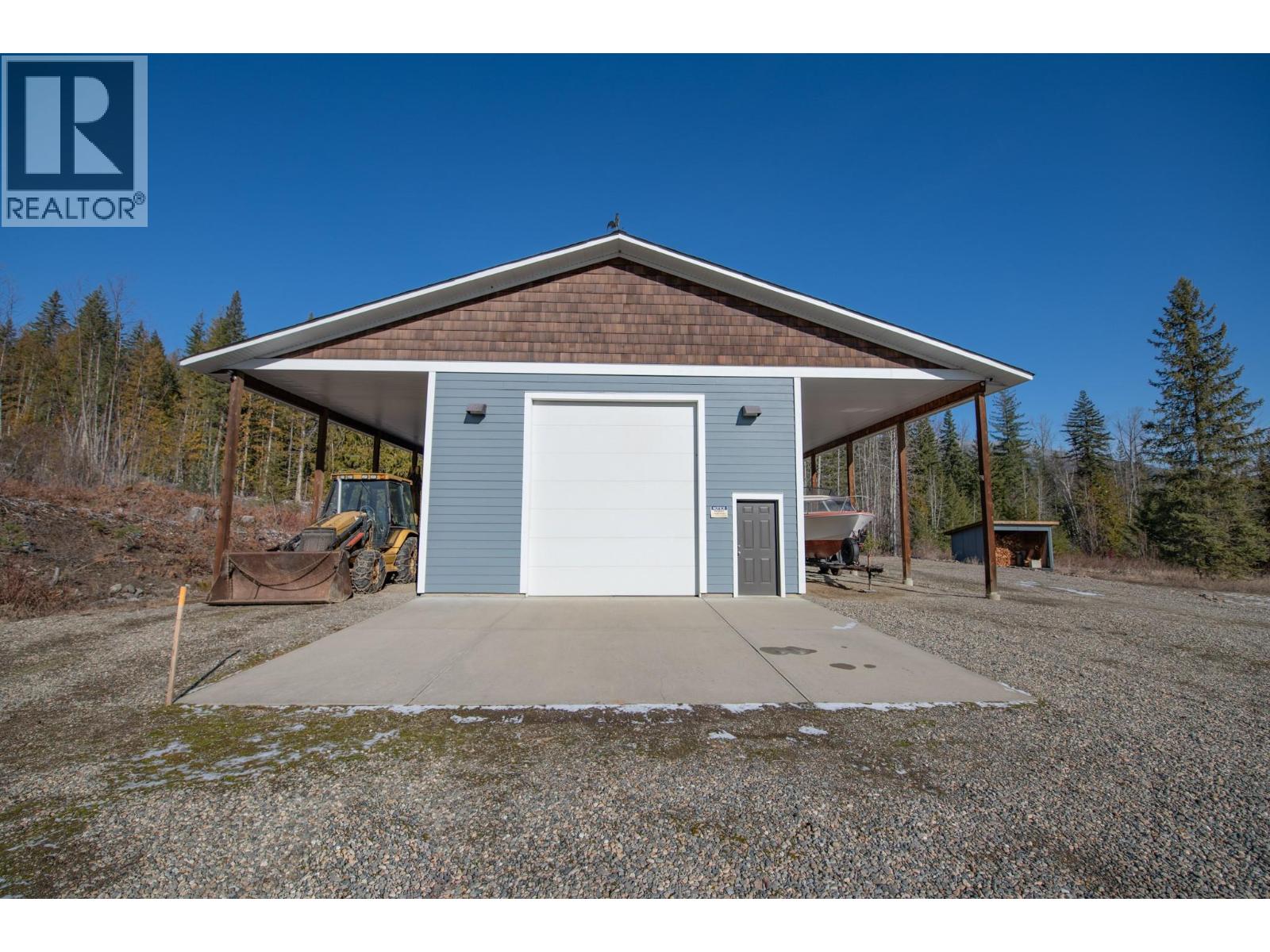 6137 Line 17 Road, Magna Bay, British Columbia  V0E 1M7 - Photo 59 - 10376766