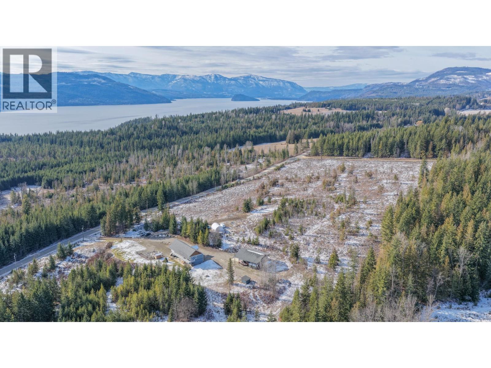 6137 Line 17 Road, Magna Bay, British Columbia  V0E 1M7 - Photo 73 - 10376766