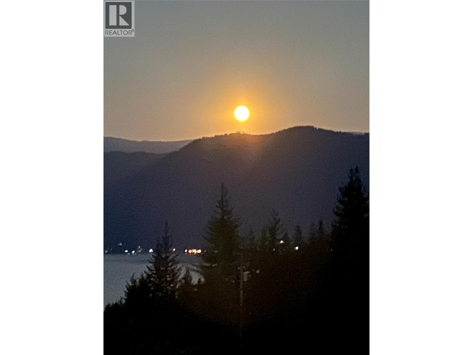 6137 Line 17 Road, Magna Bay, British Columbia  V0E 1M7 - Photo 80 - 10376766