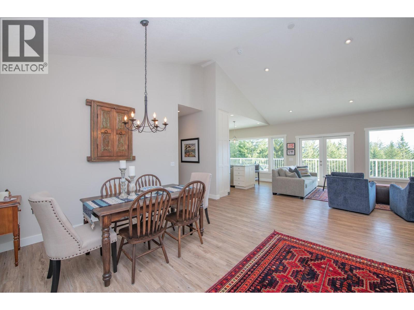 6137 Line 17 Road, Magna Bay, British Columbia  V0E 1M7 - Photo 9 - 10376766