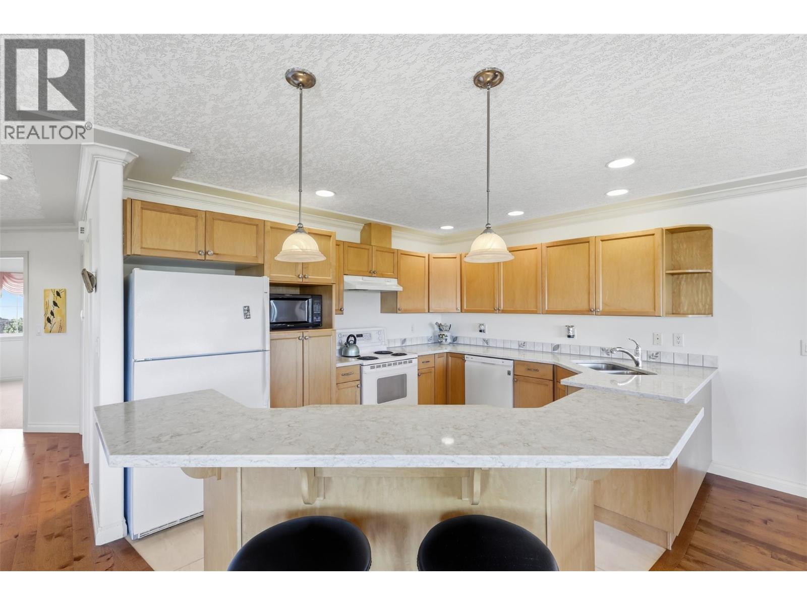 2210 Qu'appelle Boulevard Unit# 18, Kamloops, British Columbia  V2E 2S4 - Photo 6 - 10377151