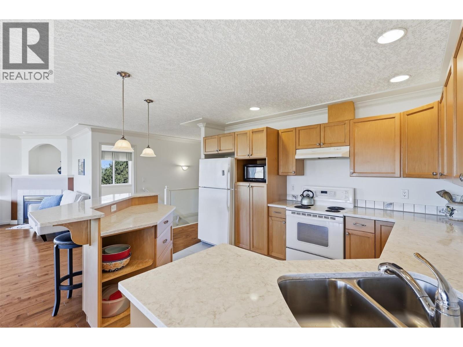 2210 Qu'appelle Boulevard Unit# 18, Kamloops, British Columbia  V2E 2S4 - Photo 9 - 10377151