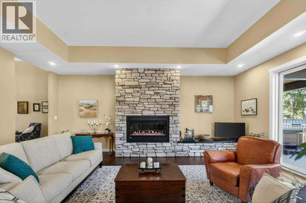 1221 23 Street Se, Salmon Arm, British Columbia  V1E 0C7 - Photo 12 - 10376279