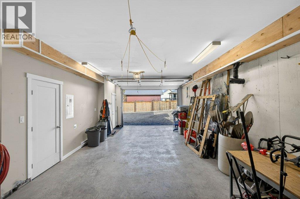 1221 23 Street Se, Salmon Arm, British Columbia  V1E 0C7 - Photo 56 - 10376279