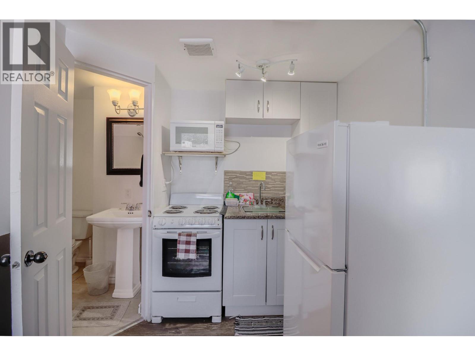 432 Van Horne Street S, Cranbrook, British Columbia  V1C 4W7 - Photo 16 - 10376960