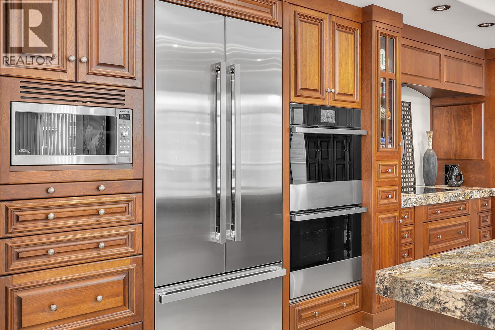 1152 Sunset Drive Unit# 1702, Kelowna, British Columbia  V1Y 9R7 - Photo 25 - 10376889