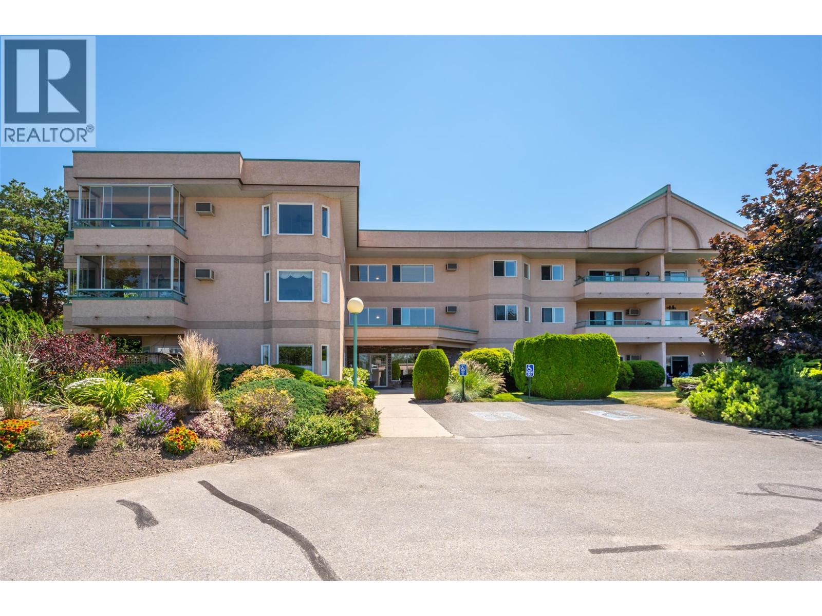 8905 Pineo Court Unit# 208, Summerland, British Columbia  V0H 1Z5 - Photo 1 - 10377246