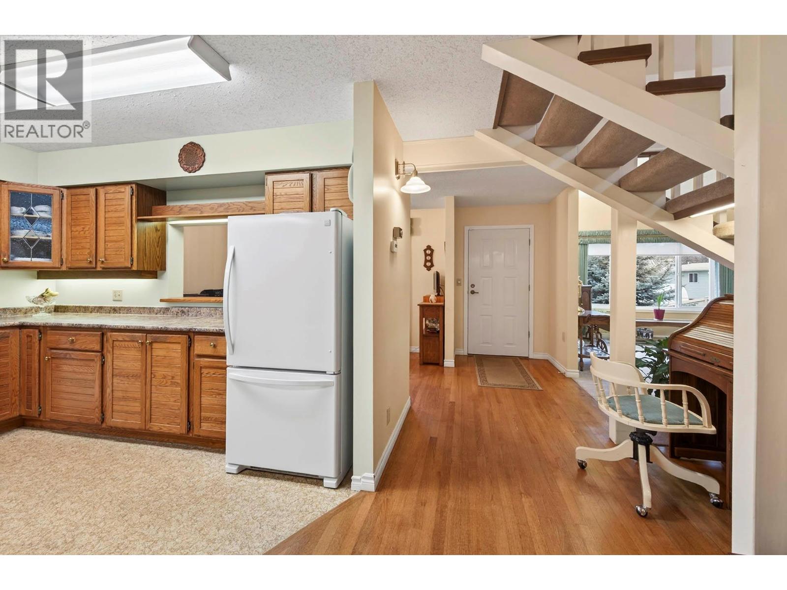 675 Humphrey Road, Kamloops, British Columbia  V2E 2C5 - Photo 13 - 10377145