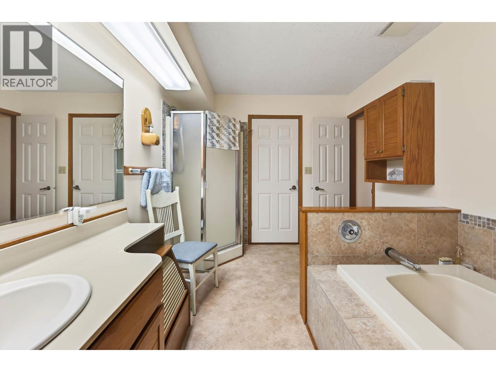 675 Humphrey Road, Kamloops, British Columbia  V2E 2C5 - Photo 28 - 10377145