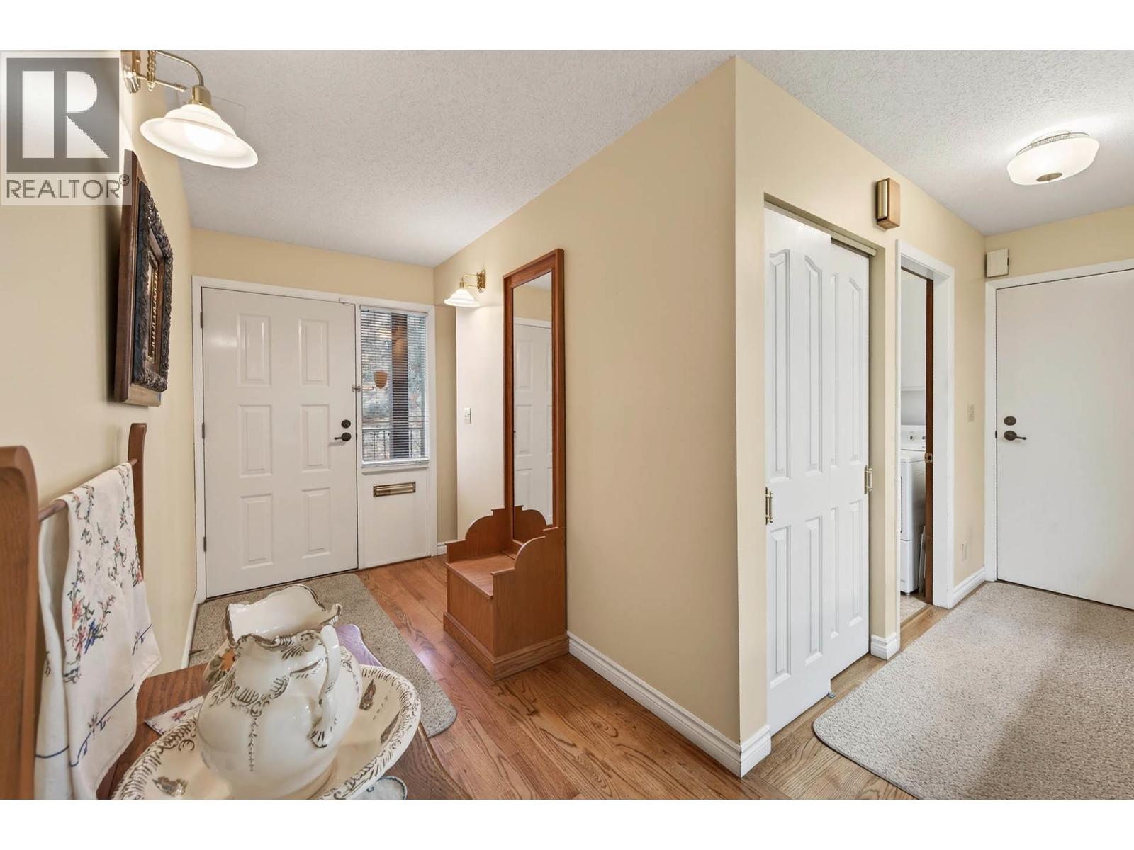 675 Humphrey Road, Kamloops, British Columbia  V2E 2C5 - Photo 9 - 10377145