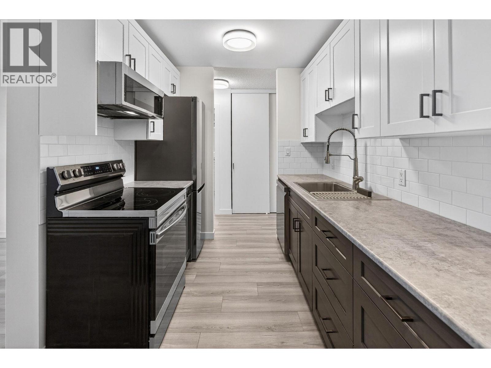 715 Leathead Road Unit# 247, Kelowna, British Columbia  V1X 5W3 - Photo 4 - 10377318