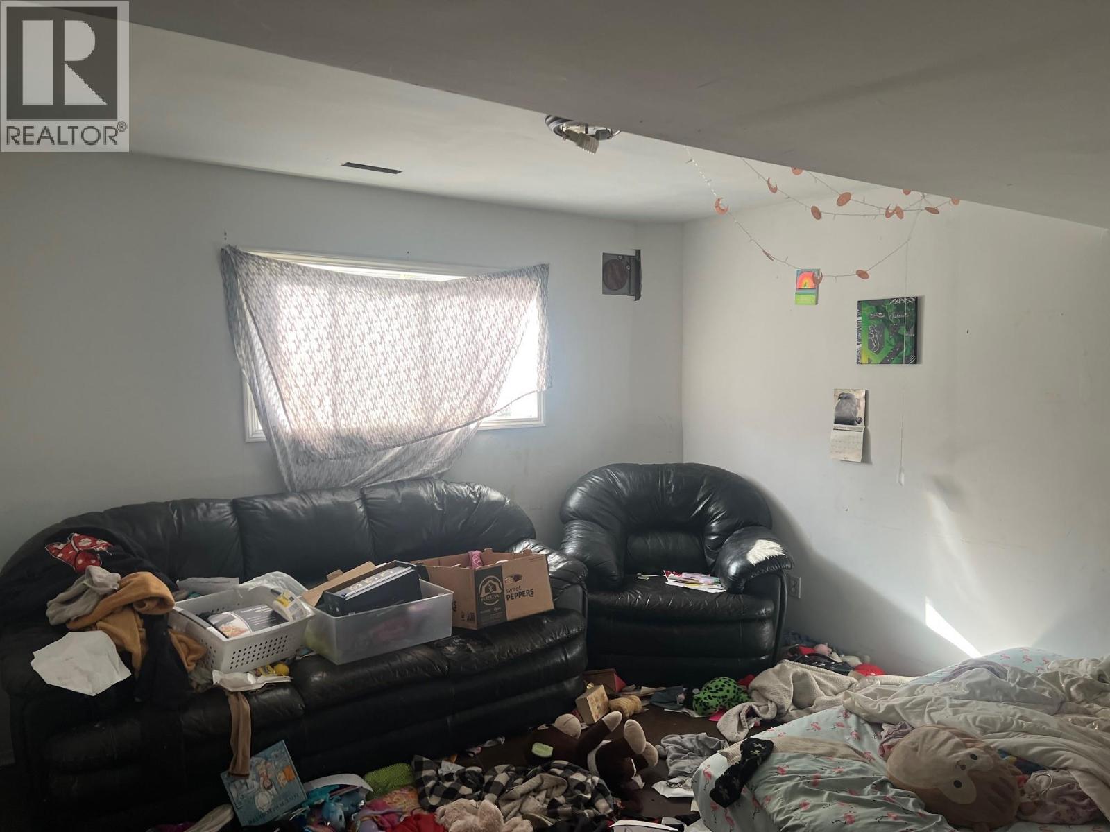 4809 51a Avenue, Chetwynd, British Columbia  V0C 1J0 - Photo 10 - 10377295