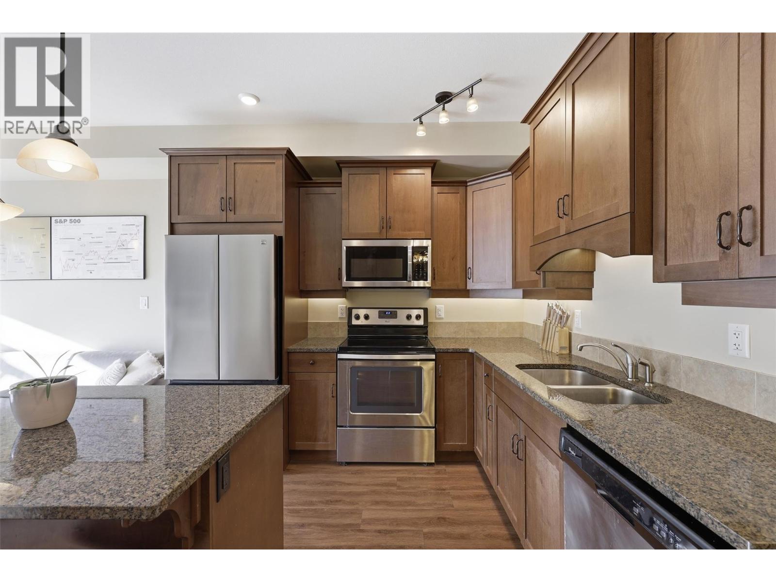 755 Mcgill Road Unit# 405, Kamloops, British Columbia  V2C 0B6 - Photo 11 - 10376637