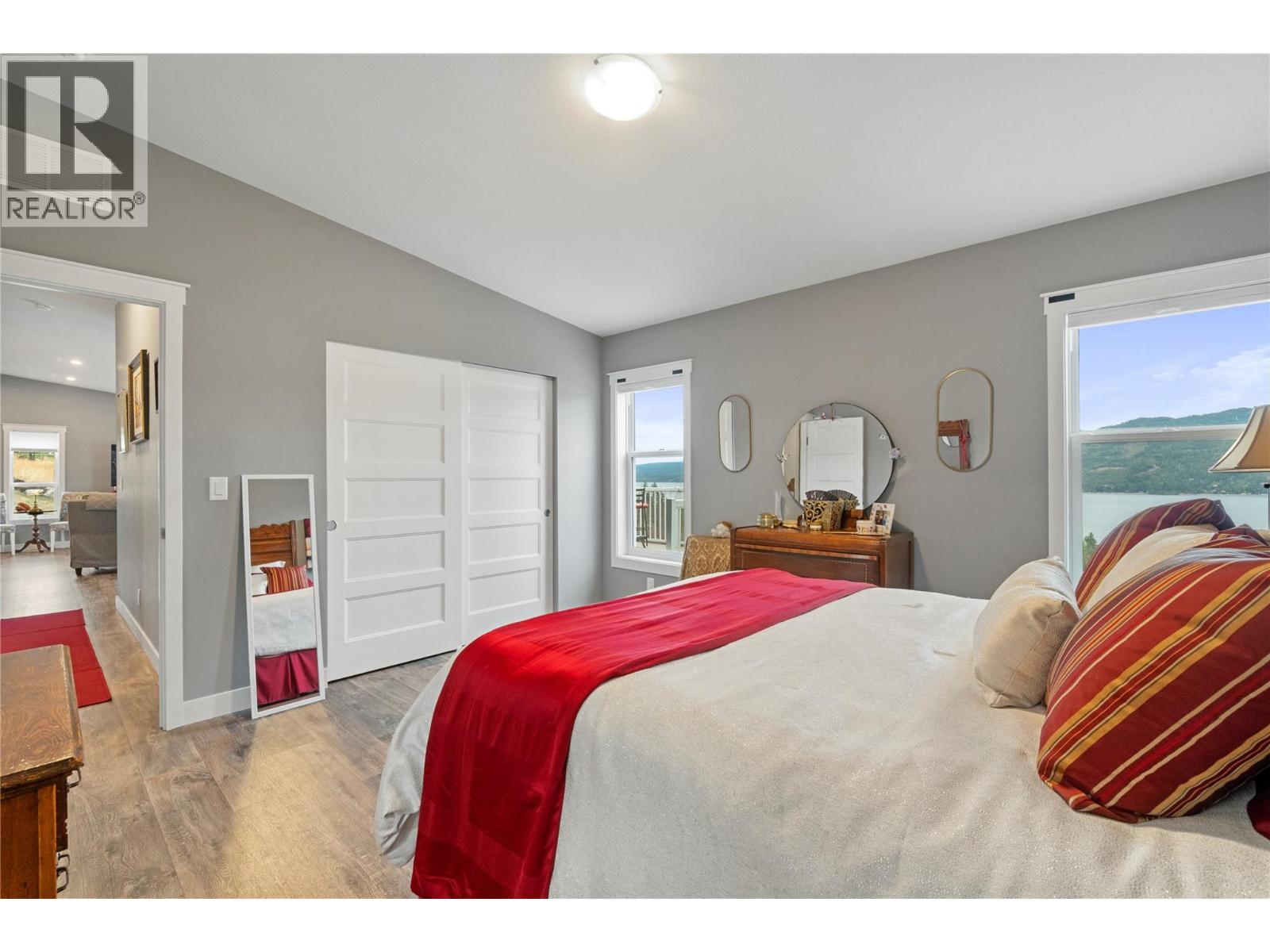 5208 Celista Place, Celista, British Columbia  V0E 1M6 - Photo 17 - 10377325