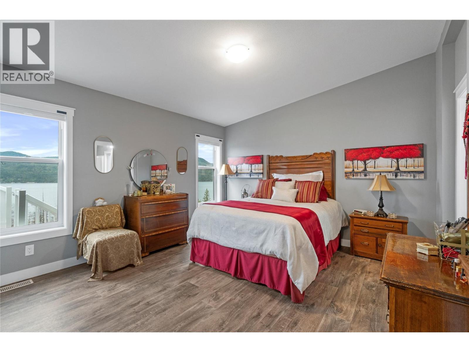 5208 Celista Place, Celista, British Columbia  V0E 1M6 - Photo 24 - 10377325