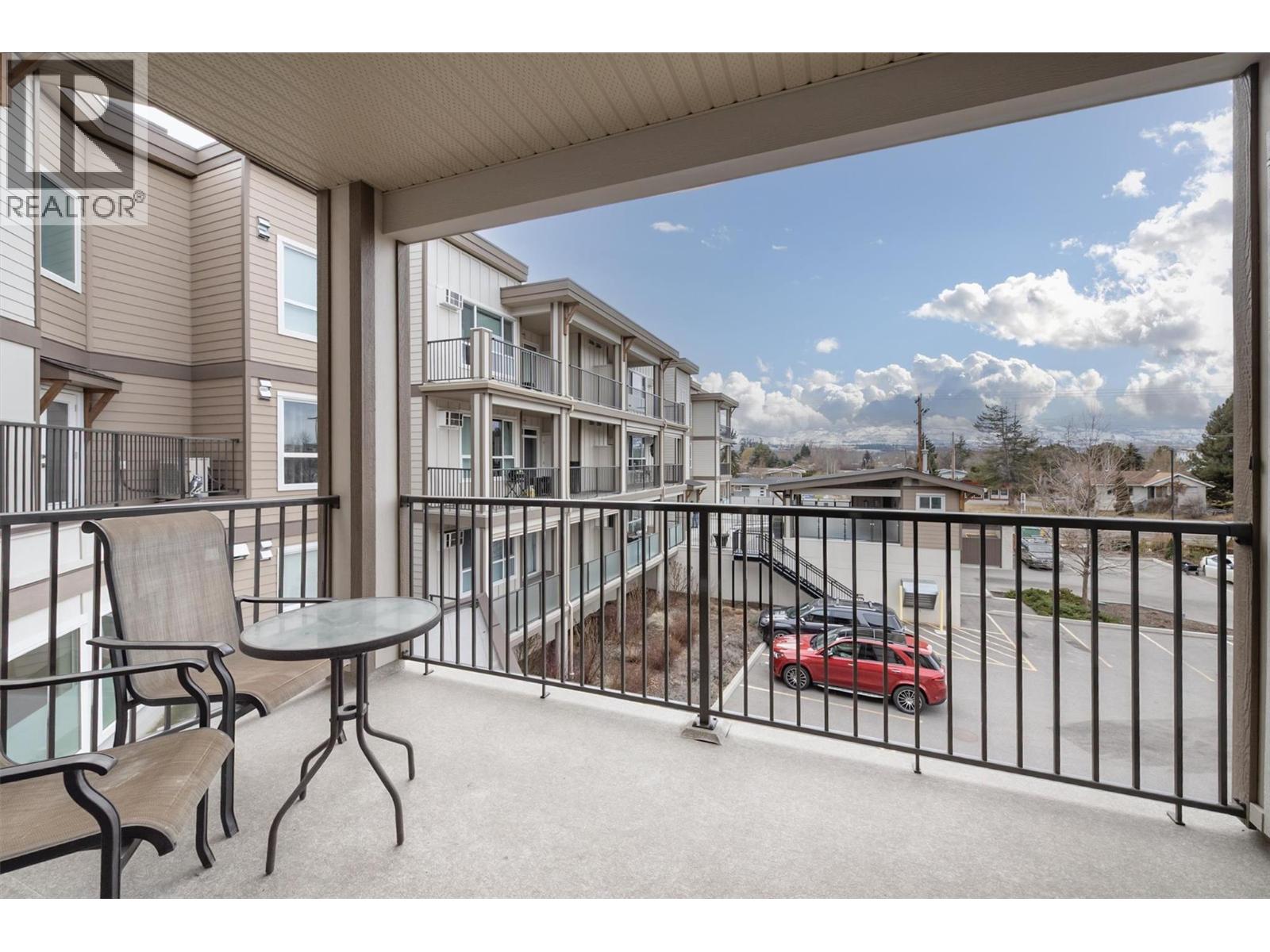 3090 Burtch Road Unit# 201, Kelowna, British Columbia  V1W 5G9 - Photo 15 - 10376497