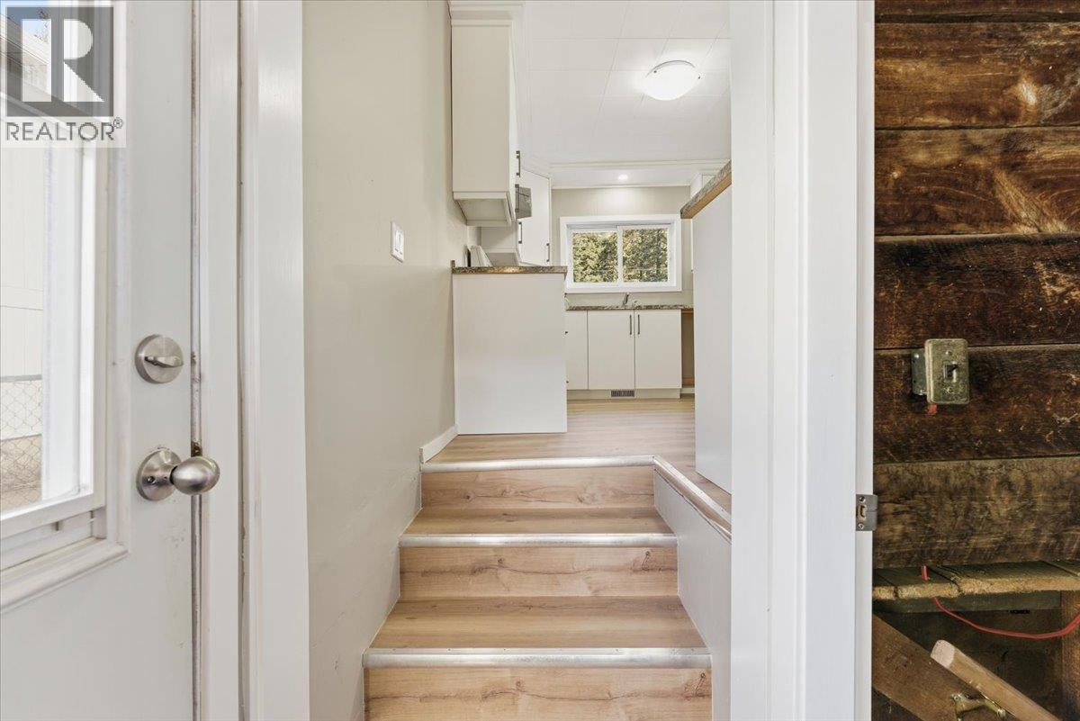 5783 Tuktakamin Road, Falkland, British Columbia  V0E 1W0 - Photo 2 - 10377340