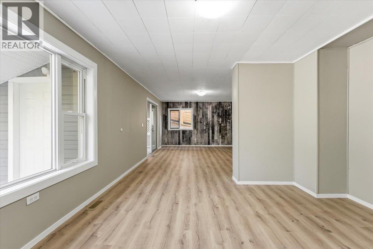 5783 Tuktakamin Road, Falkland, British Columbia  V0E 1W0 - Photo 9 - 10377340