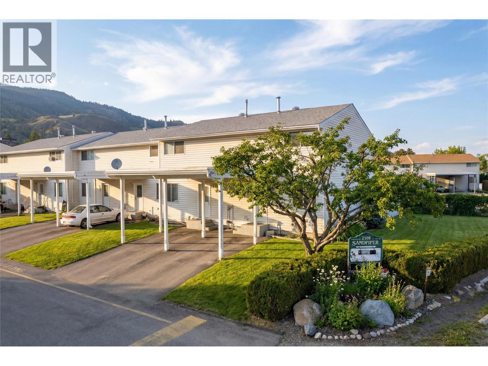 2568 Sandpiper Drive Unit# 54, Kamloops, British Columbia  V2B 6X1 - Photo 1 - 10377238