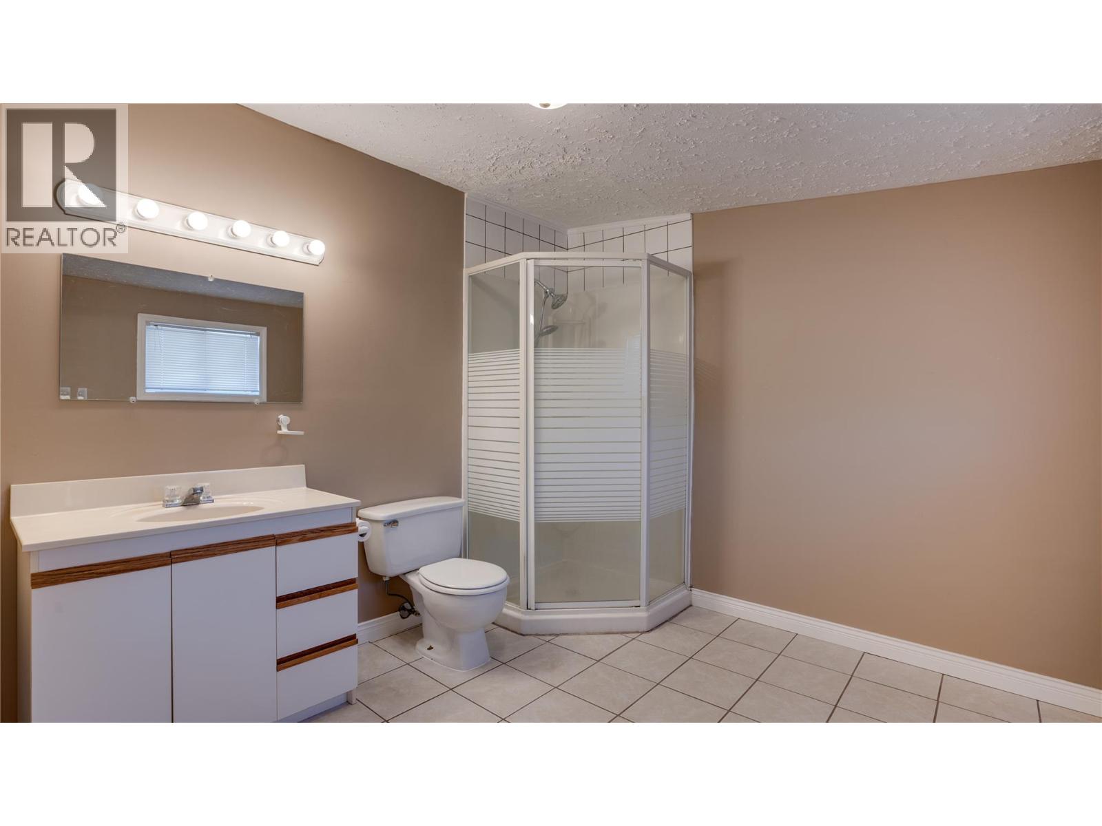 1604 25 Avenue, Vernon, British Columbia  V1T 1M7 - Photo 21 - 10377015
