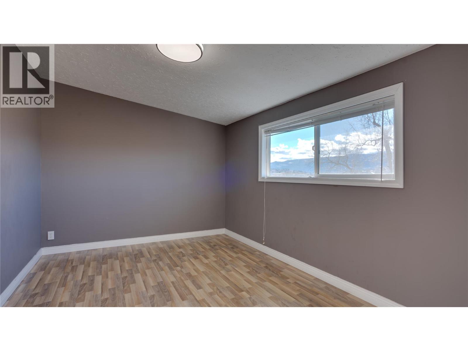 1604 25 Avenue, Vernon, British Columbia  V1T 1M7 - Photo 23 - 10377015