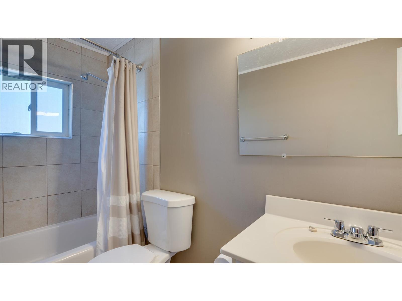 1604 25 Avenue, Vernon, British Columbia  V1T 1M7 - Photo 25 - 10377015