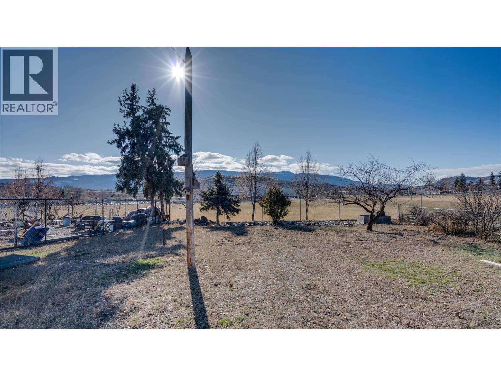 1604 25 Avenue, Vernon, British Columbia  V1T 1M7 - Photo 38 - 10377015