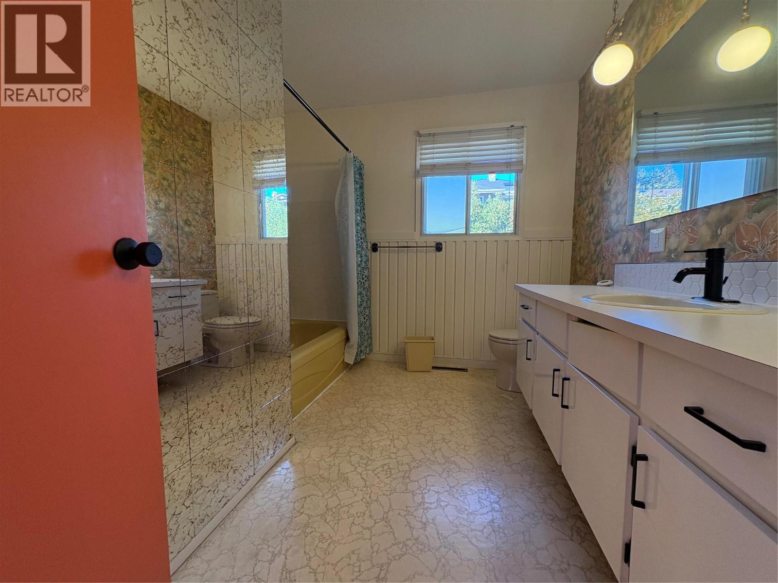 1738 Smithson Drive, Kelowna, British Columbia  V1Y 4E3 - Photo 14 - 10377203