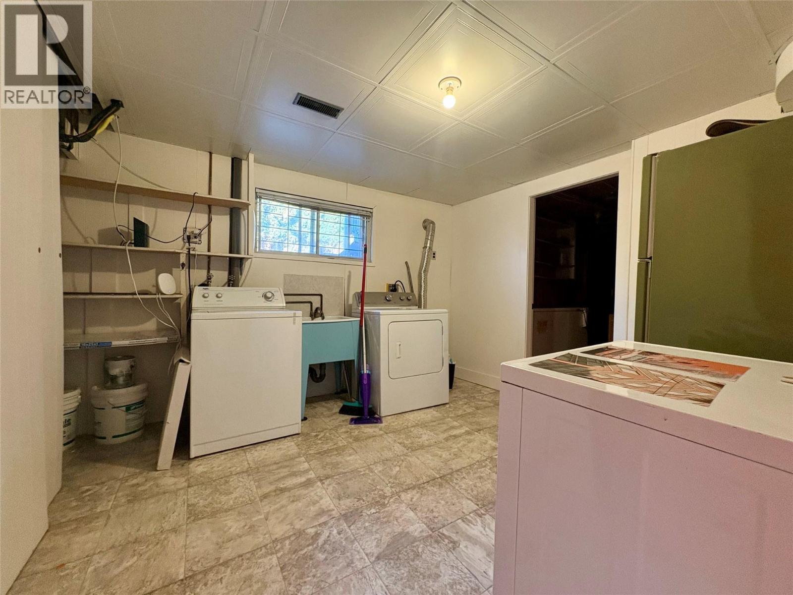 1738 Smithson Drive, Kelowna, British Columbia  V1Y 4E3 - Photo 25 - 10377203